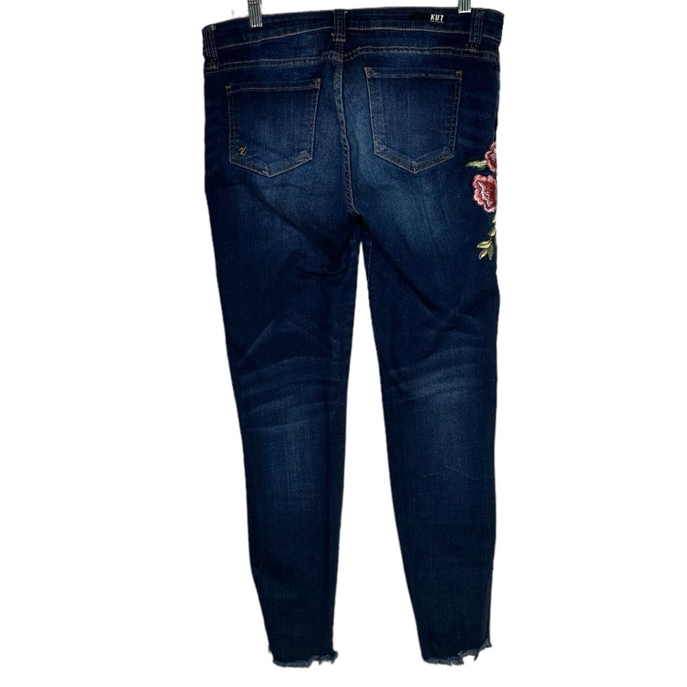 Kut from the Kloth Connie Floral Embroidered Ankle Crop Raw Edge Jeans - Picture 5 of 14